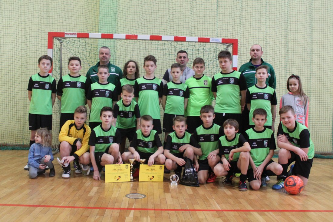 Halowy Turniej Piłki Nożnej  Młodzików Starszych RZGÓW CUP 2017 o Puchar Prezesa GKS Rzgów